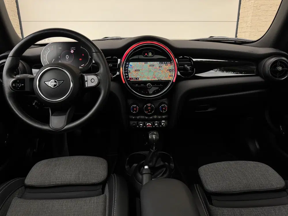 Mini Cooper 1.5 Cooper Facelift Panoramadak Carplay Sp uit 2021, foto 14