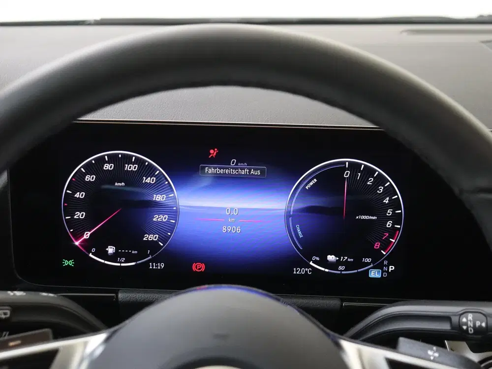 Mercedes-Benz GLA 250 e Star Edition Panoramadak uit 2025, foto 15