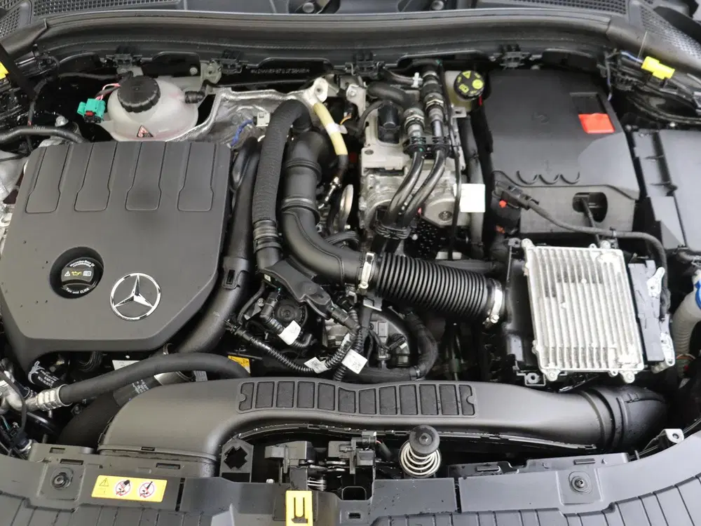 Mercedes-Benz GLA 250 e Star Edition Panoramadak uit 2025, foto 5