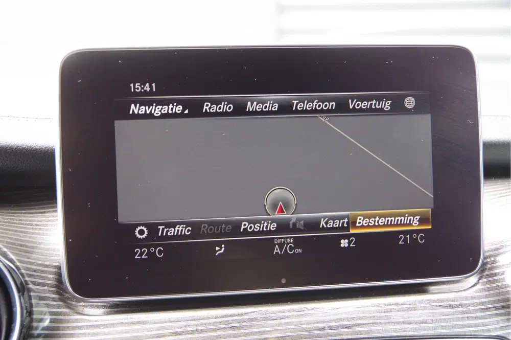 Mercedes-Benz V-Klasse 300d AMG L2 DC-5P uit 2020, foto 15
