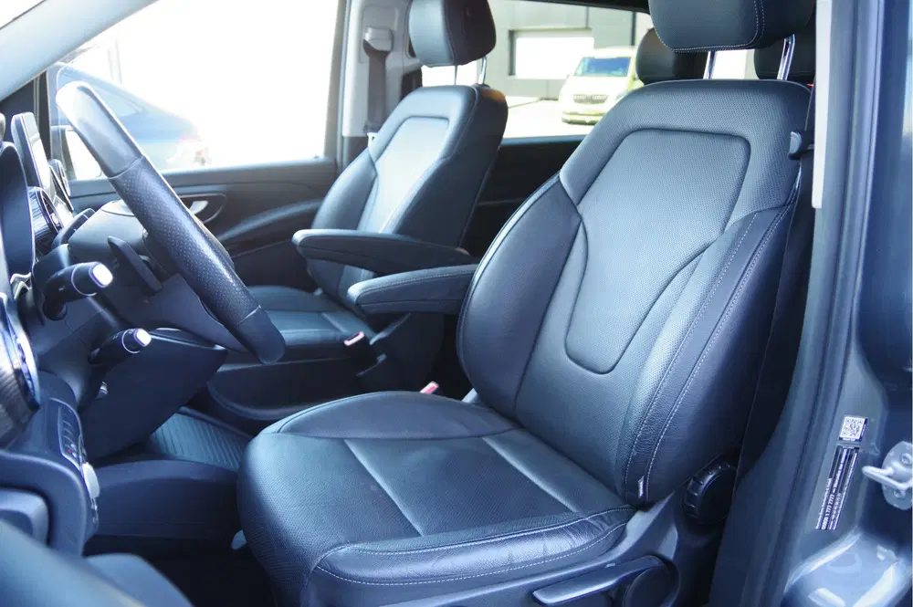 Mercedes-Benz V-Klasse 300d DC-5P AUT LED uit 2020, foto 6