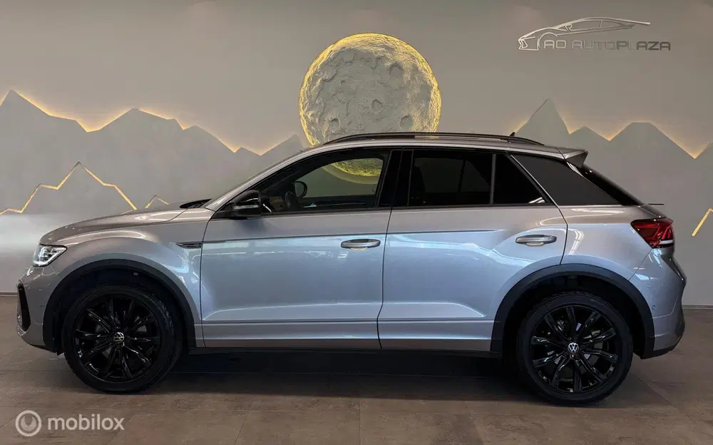 Volkswagen T-Roc 1.5 TSI 3X R-Line Panorama uit 2023, foto 10