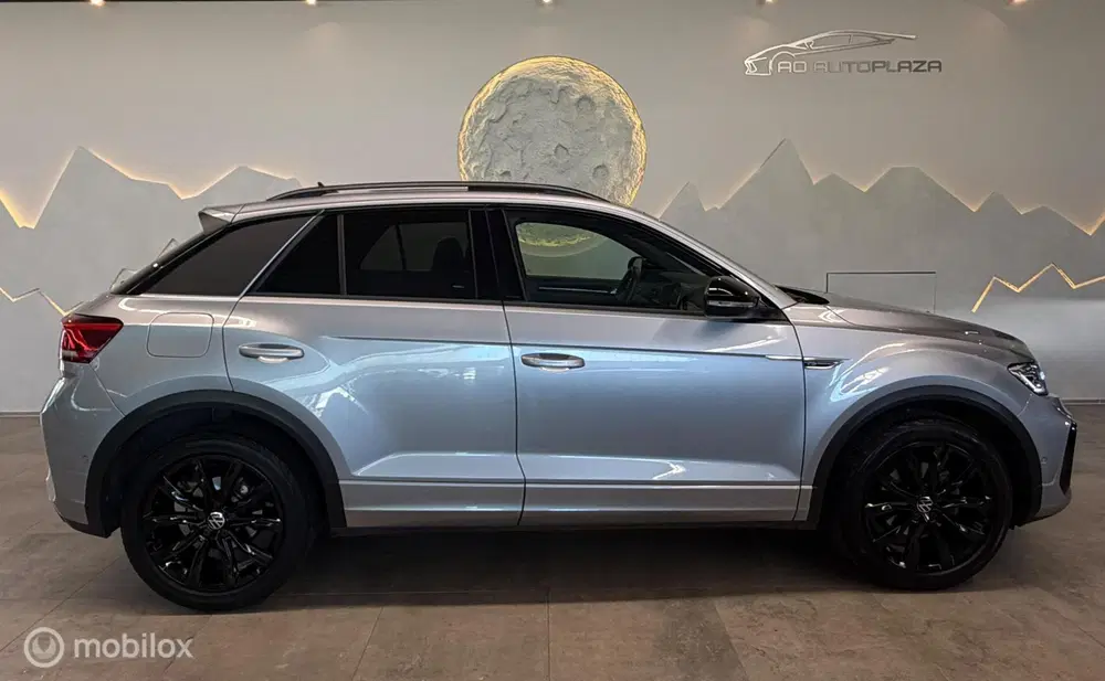 Volkswagen T-Roc 1.5 TSI 3X R-Line Panorama uit 2023, foto 11
