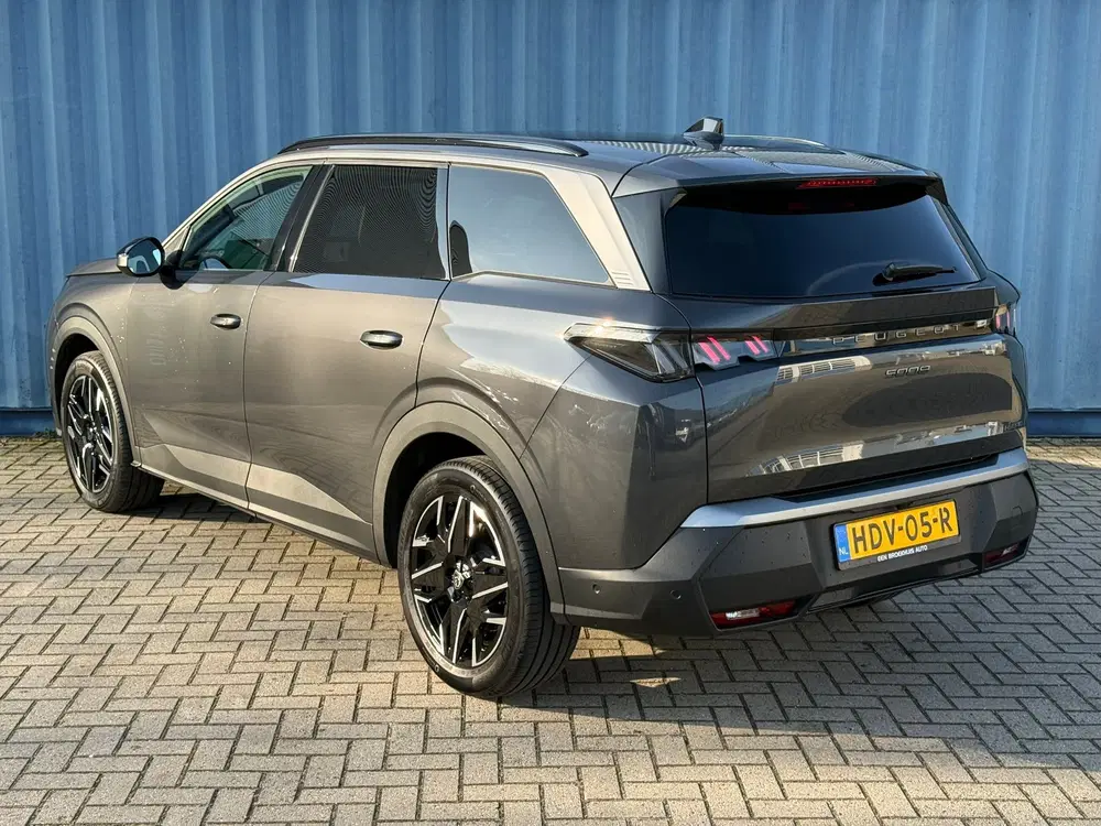 Peugeot 5008 1.2 Hybrid 136 Allure uit 2025, foto 3