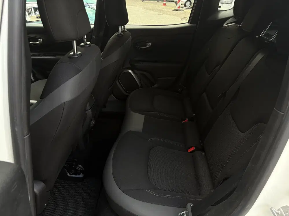 Jeep Renegade 1.3T 4WD Automaat Limited Airco Cr-control uit 2019, foto 7