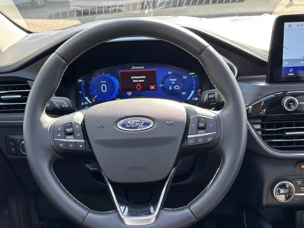 Ford Kuga 2.5 PHEV Vignale uit 2021, foto 11