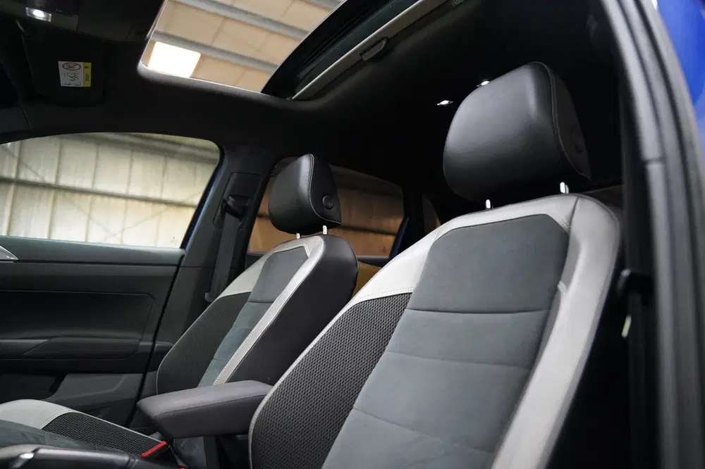 Volkswagen Polo 2.0 TSI GTI PANO VIRTUAL CAMERA ACC CARPLA uit 2019, foto 15