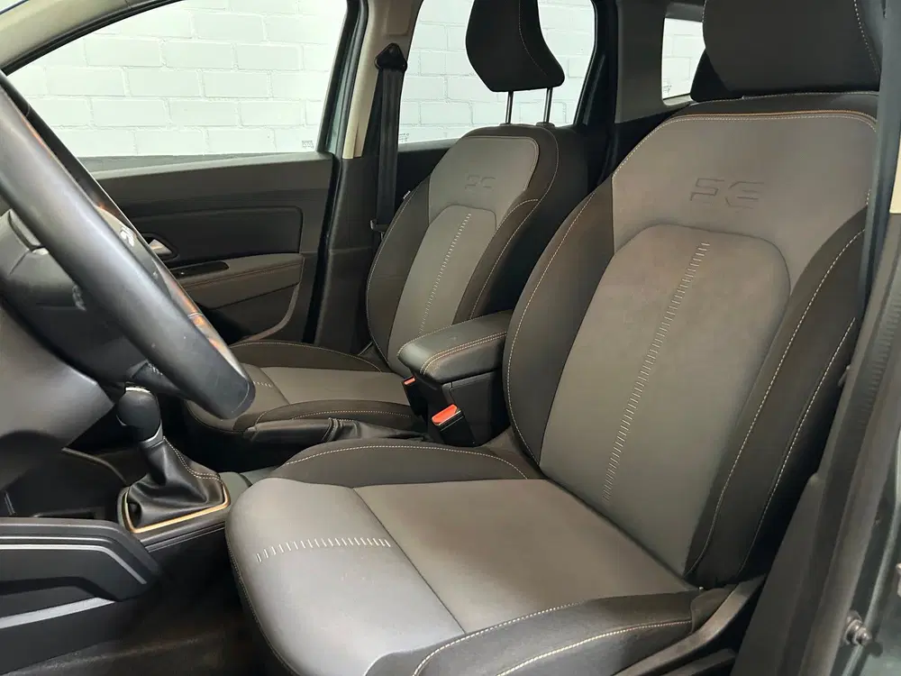 Dacia Duster 1.3 TCe 150 Extreme uit 2024, foto 14
