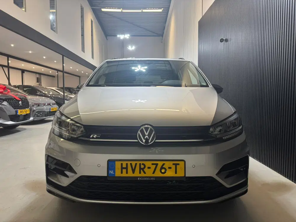 Volkswagen Touran 1.5 TSI R-Line Pano Keyless Trekhaak uit 2023, foto 5