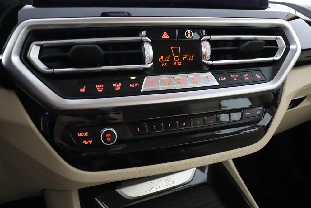 BMW X3 xDrive30e uit 2022, foto 11