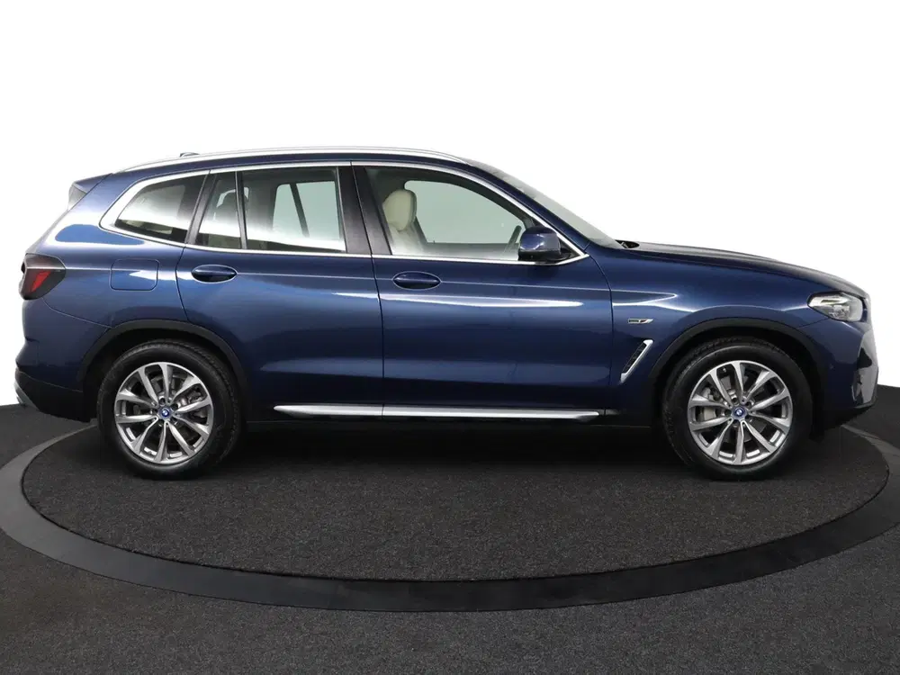 BMW X3 xDrive30e uit 2022, foto 6
