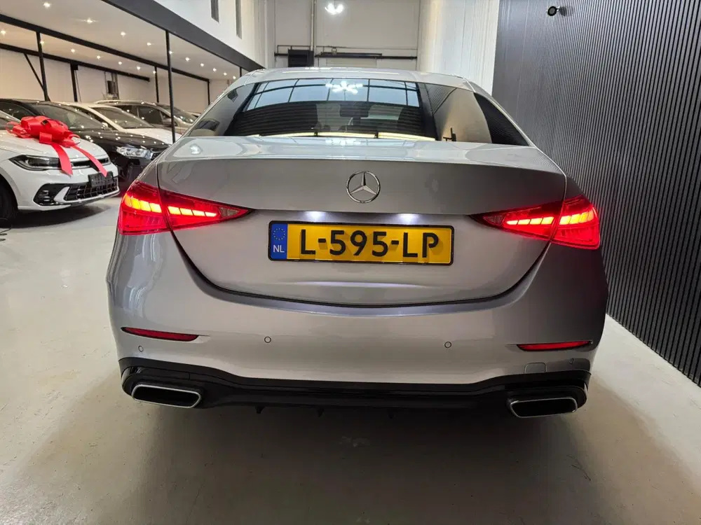Mercedes-Benz C-Klasse 180 AMG Line automaat uit 2021, foto 4
