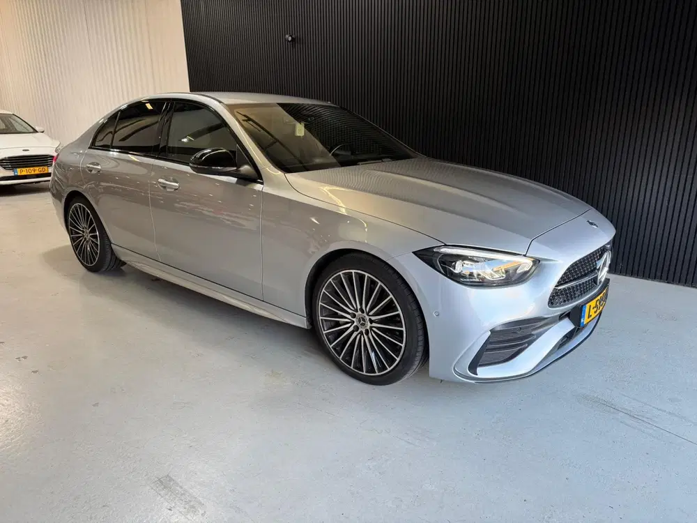Mercedes-Benz C-Klasse 180 AMG Line automaat uit 2021, foto 5