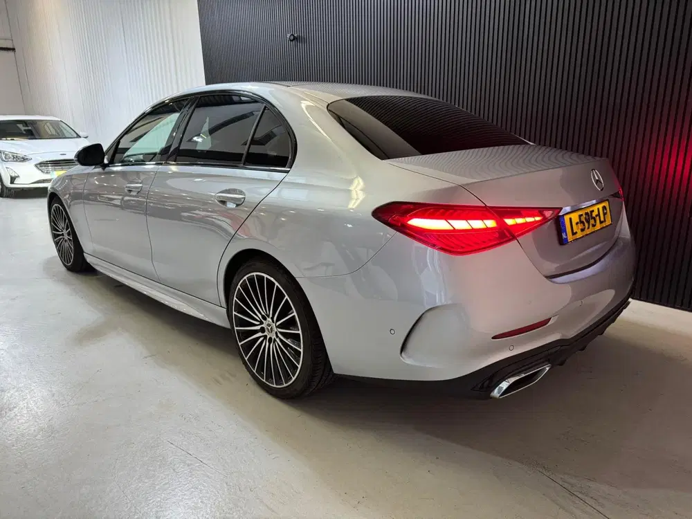 Mercedes-Benz C-Klasse 180 AMG Line automaat uit 2021, foto 8