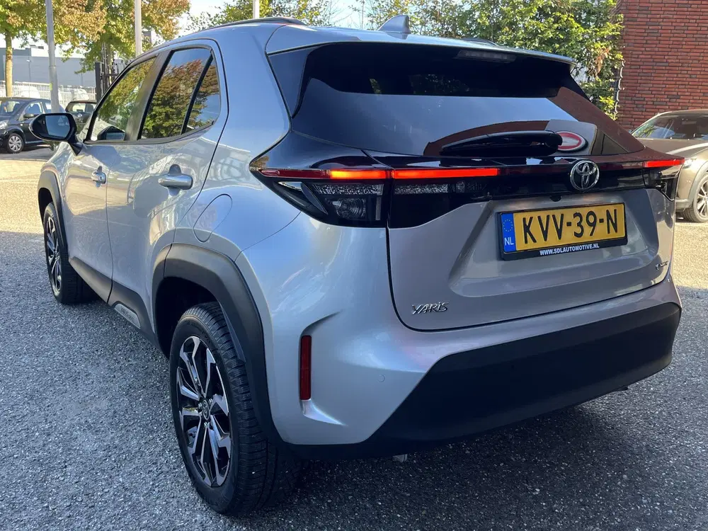 Toyota Yaris Cross 1.5 Hybrid 115 First Edition uit 2025, foto 4