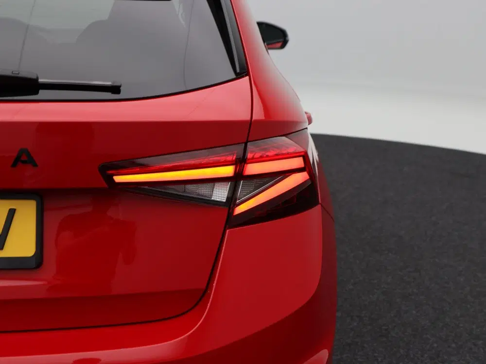 Skoda Fabia 1.0 TSi Monte Carlo 115 Pk Automaat uit 2025, foto 15