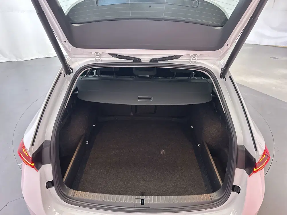 Skoda Octavia 1.0 e-TSI DSG Business Edition Navigatie uit 2022, foto 11