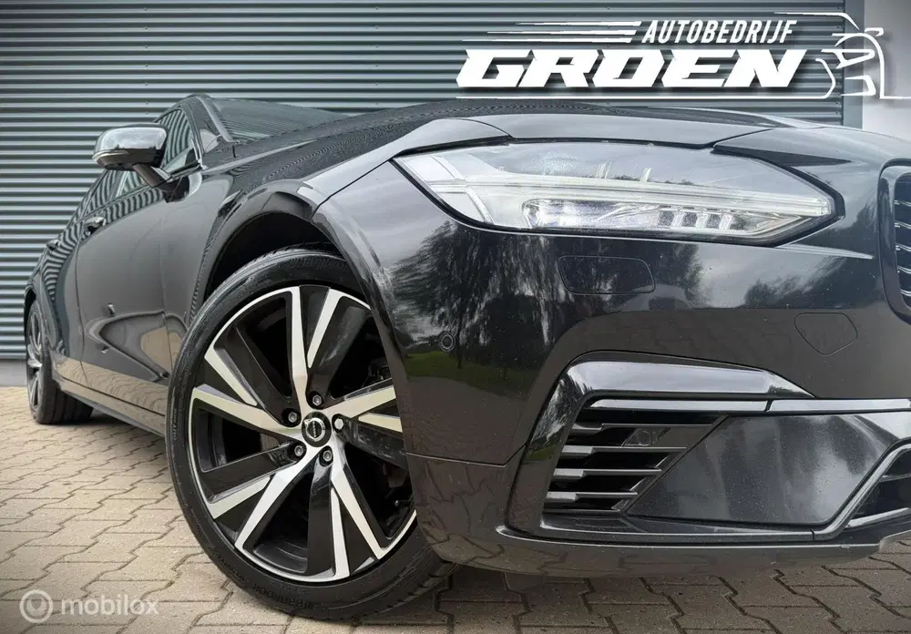 Volvo V90 2.0 T8 Plug-in hybrid AWD Ultimate Dark PA uit 2023, foto 4