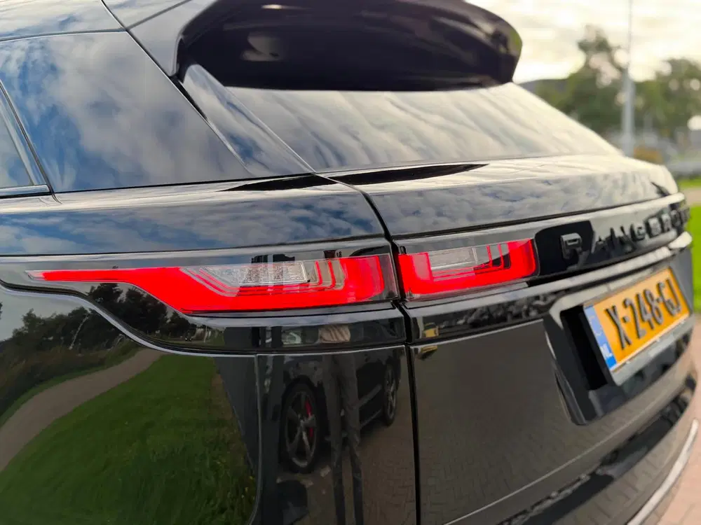 Land Rover Range Rover Velar 2.0 P400e S 2022 Black Pano BTW uit 2022, foto 15