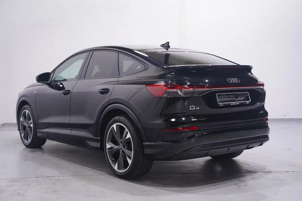 Audi Q4 e-tron 45 quattro S Edition Competition 82 uit 2025, foto 11