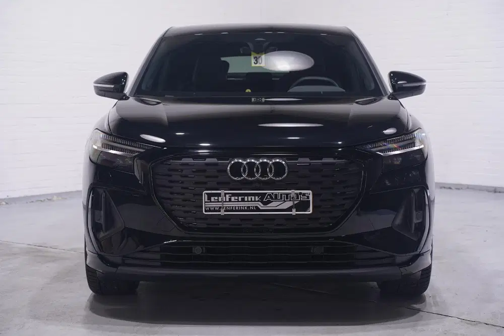 Audi Q4 e-tron 45 quattro S Edition Competition 82 uit 2025, foto 2