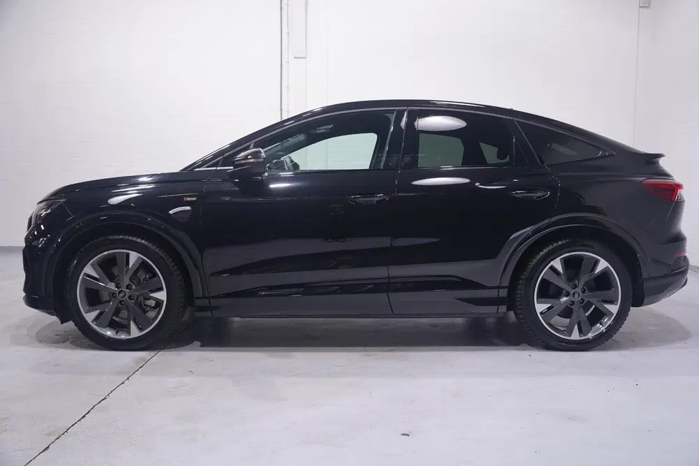 Audi Q4 e-tron 45 quattro S Edition Competition 82 uit 2025, foto 8