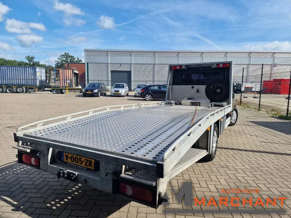 Peugeot Boxer 435 2.0 BlueHDI NIEUW.DRIEM uit 2019, foto 10