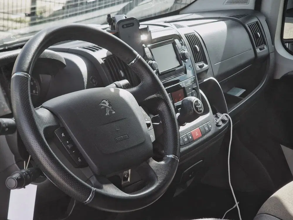 Peugeot Boxer 435 2.0 BlueHDI NIEUW.DRIEM uit 2019, foto 2
