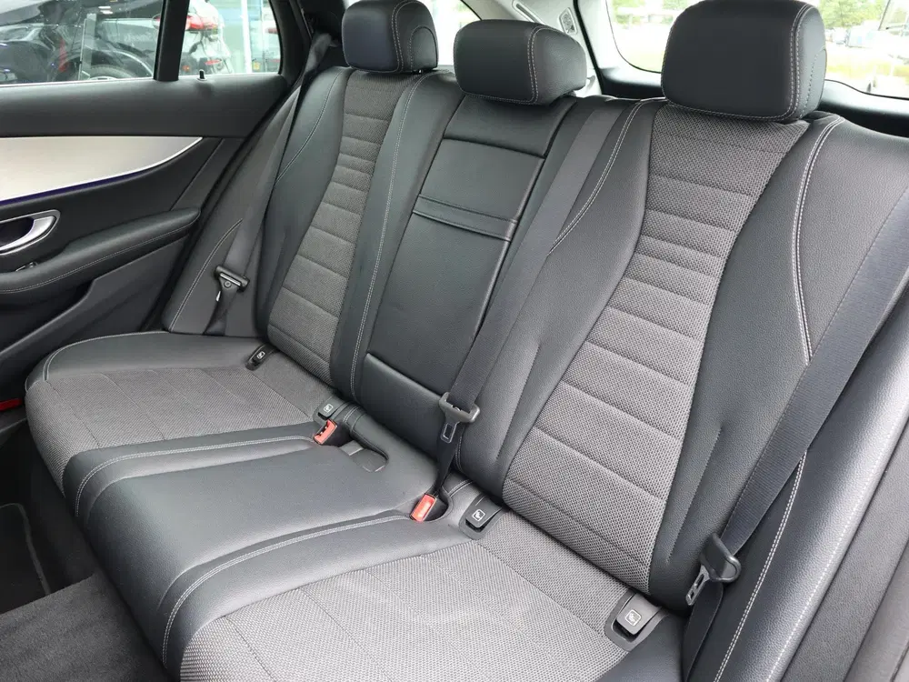 Mercedes-Benz E-Klasse 300 e Business Solution Luxury uit 2022, foto 12