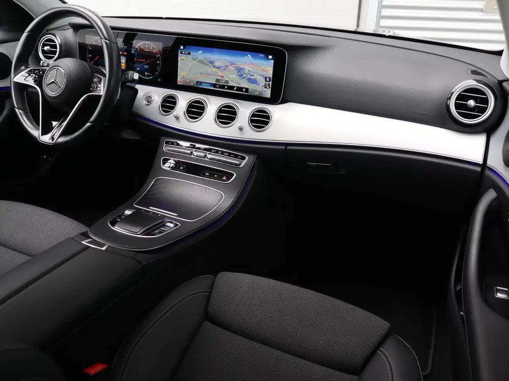 Mercedes-Benz E-Klasse 300 e Business Solution Luxury uit 2022, foto 3