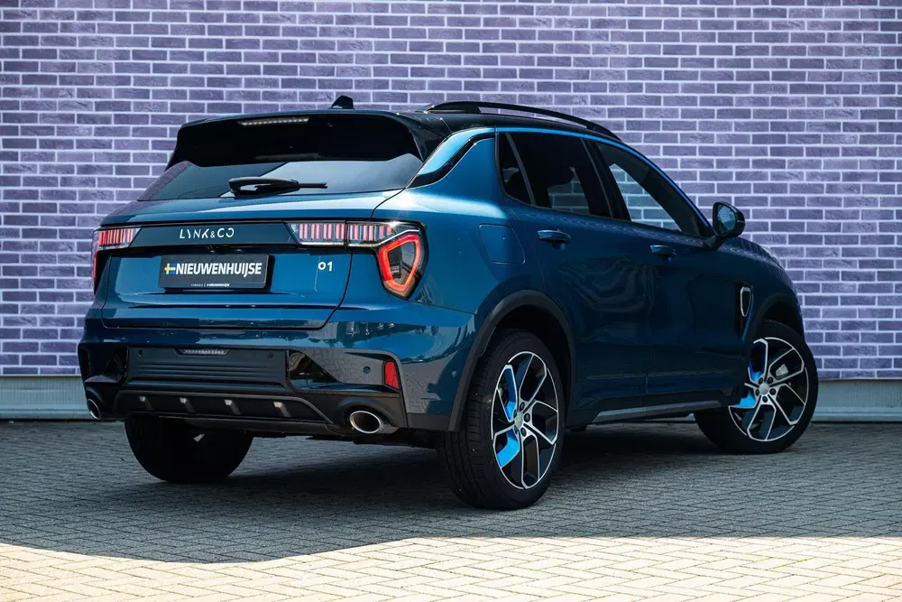 Lynk & Co 01 1.5 Plug-in Hybrid uit 2024, foto 5