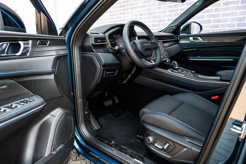 Lynk & Co 01 1.5 Plug-in Hybrid uit 2024, foto 8