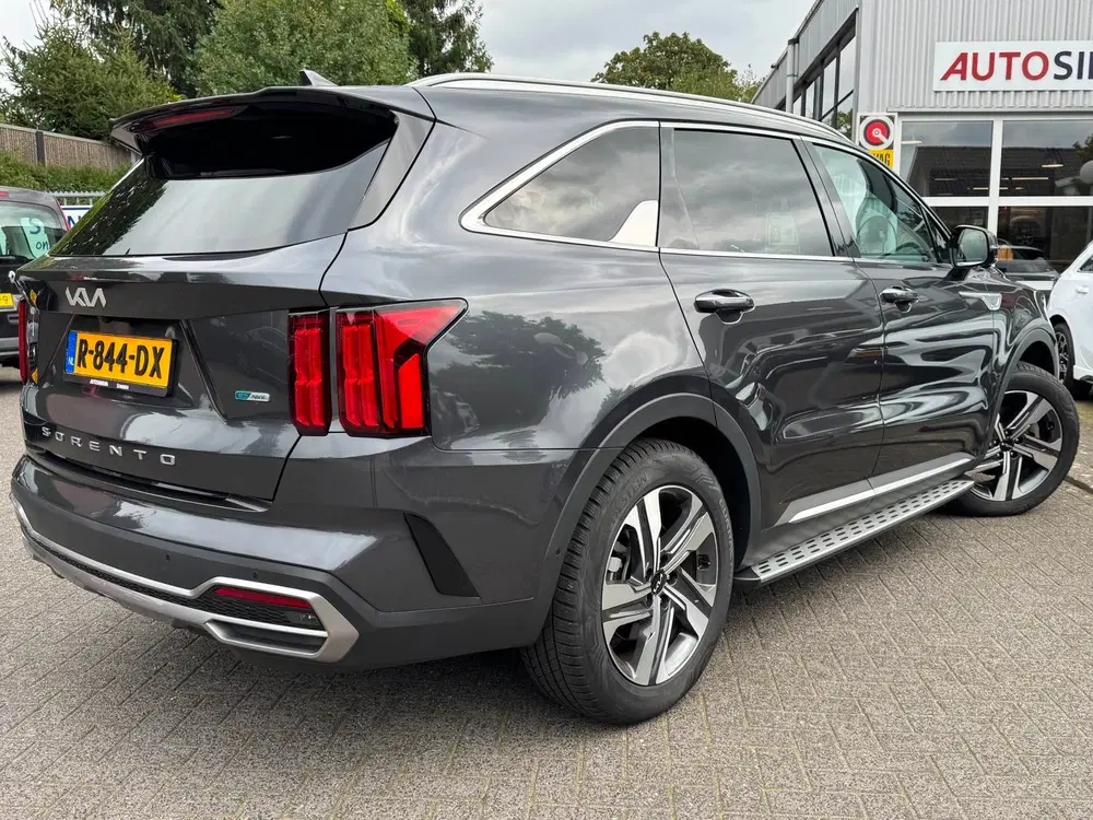 Kia Sorento 1.6 T-GDI Hybrid 2WD ExecutiveLine 7p. uit 2022, foto 2
