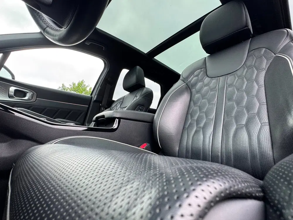 Kia Sorento 1.6 T-GDI Hybrid 2WD ExecutiveLine 7p. uit 2022, foto 7