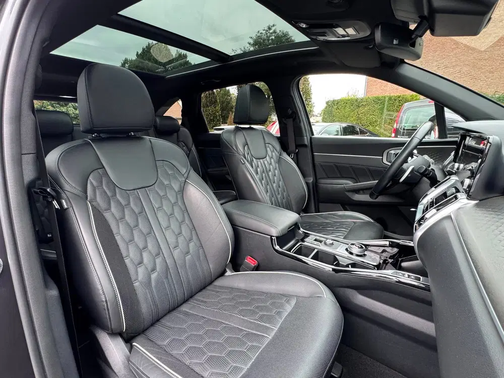 Kia Sorento 1.6 T-GDI Hybrid 2WD ExecutiveLine 7p. uit 2022, foto 8