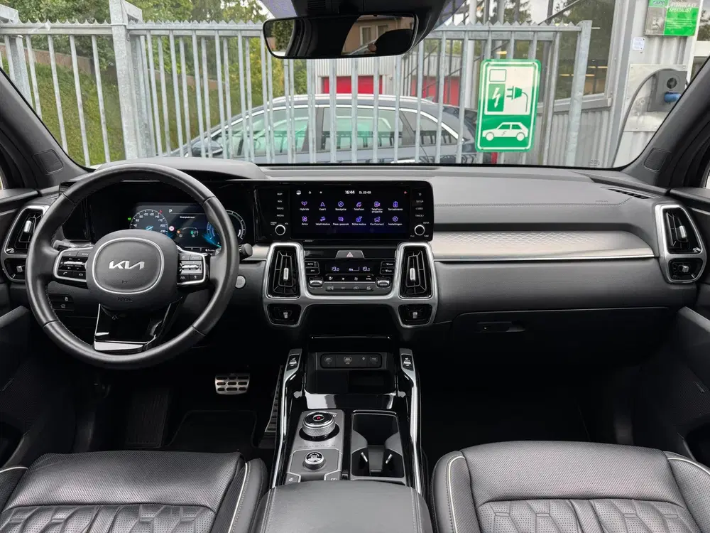 Kia Sorento 1.6 T-GDI Hybrid 2WD ExecutiveLine 7p. uit 2022, foto 9