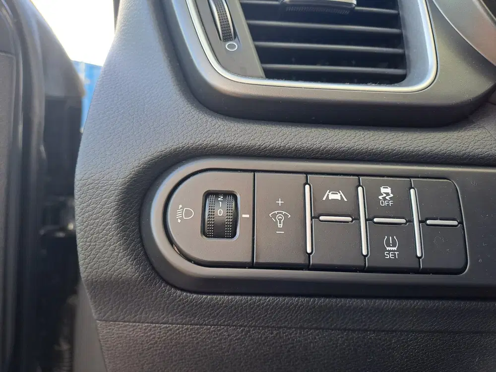Kia Ceed 1.0 T-GDi DynamicLine uit 2024, foto 14
