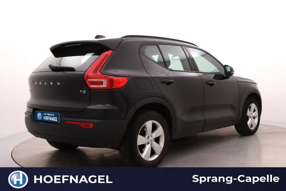 Volvo XC40 1.5 T3 Momentum uit 2019, foto 2