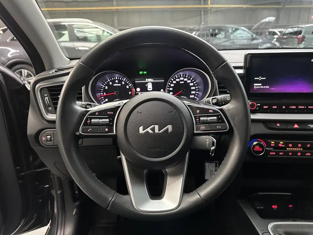 Kia Ceed 1.5 T-GDi DynamicLine uit 2025, foto 10