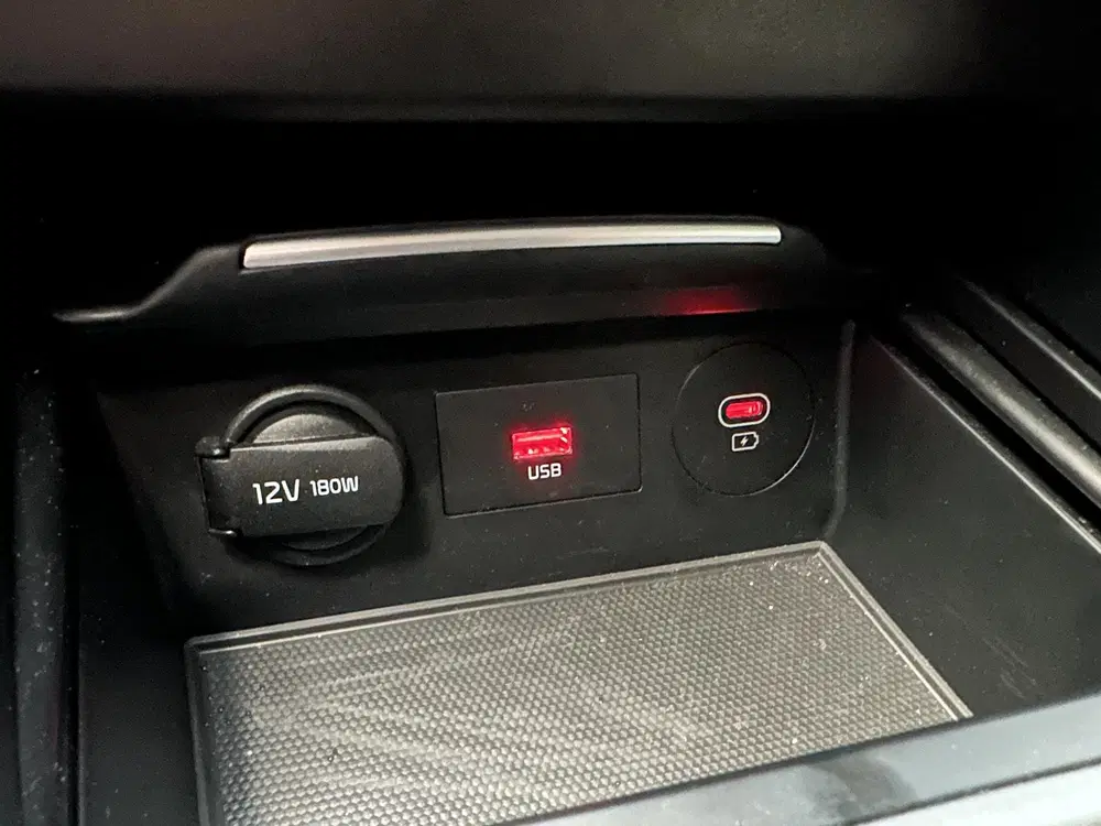 Kia Ceed 1.5 T-GDi DynamicLine uit 2025, foto 15
