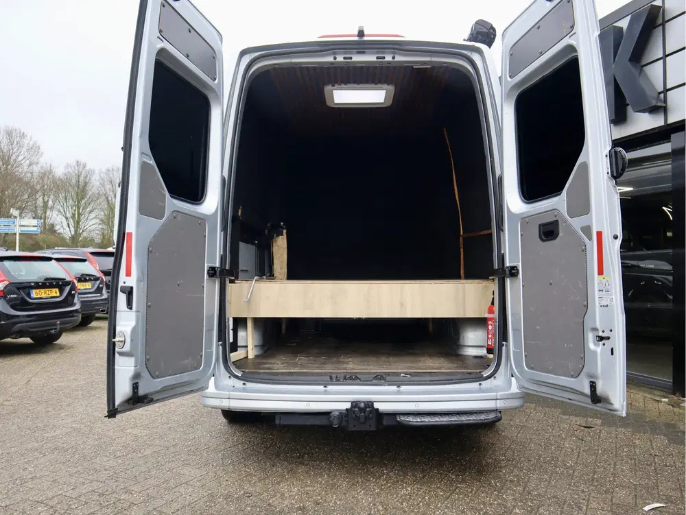 Volkswagen Crafter 35 2.0 TDI DUBBELE CABINE 3000KG TREKHAAK uit 2019, foto 13