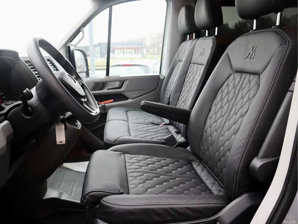 Volkswagen Crafter 35 2.0 TDI DUBBELE CABINE 3000KG TREKHAAK uit 2019, foto 4