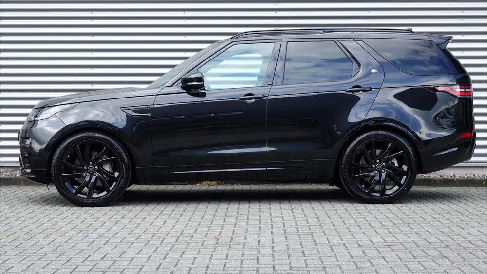 Land Rover Discovery 3.0 Sd6 Landmark Edition 7p. Black Opti uit 2019, foto 15