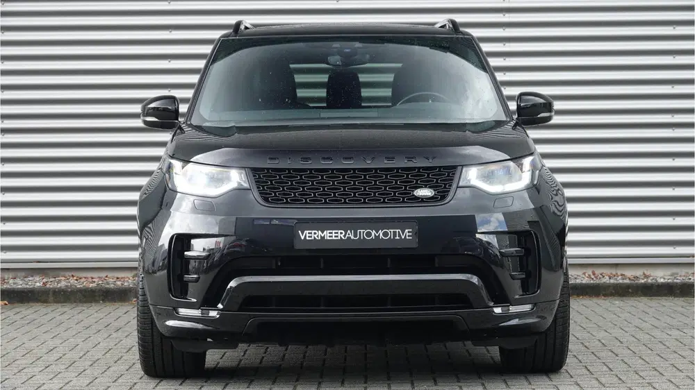 Land Rover Discovery 3.0 Sd6 Landmark Edition 7p. Black Opti uit 2019, foto 2