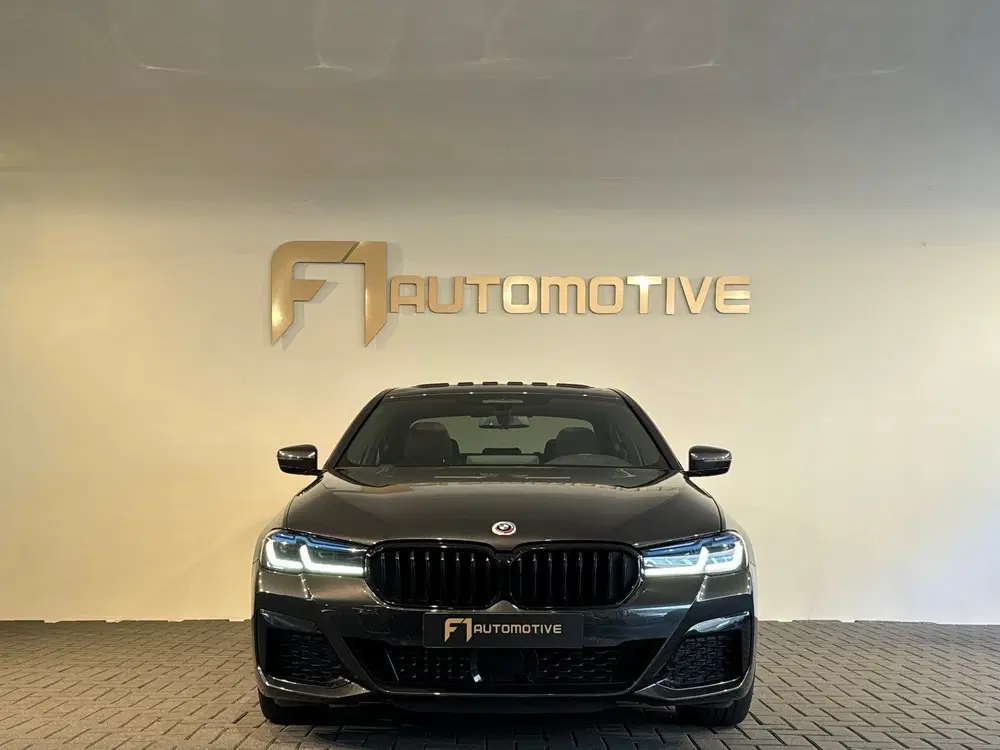 BMW 5-serie 545e xDrive Pano uit 2022, foto 5