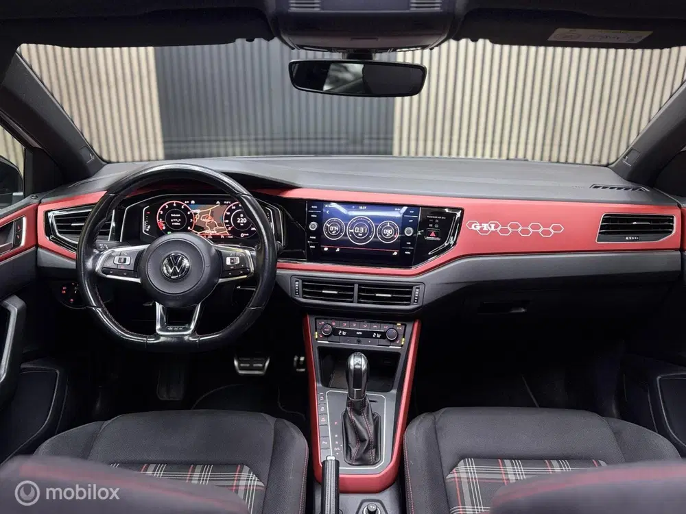 Volkswagen Polo 2.0 TSI GTI uit 2019, foto 9