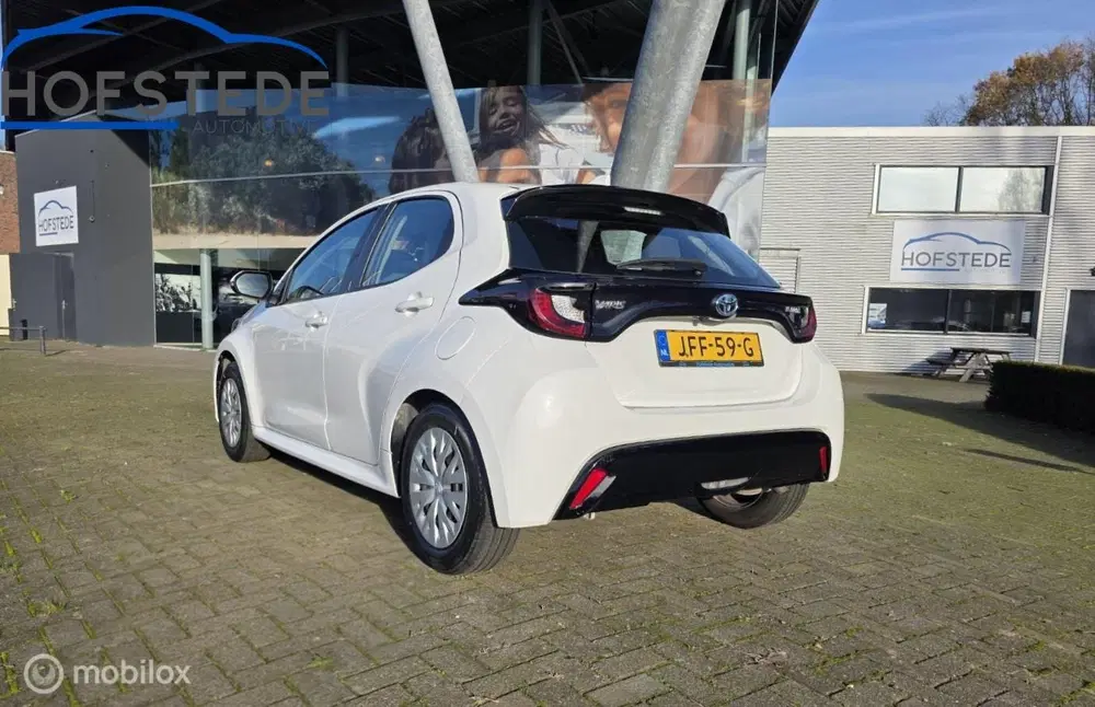 Toyota Yaris 1.5 Hybrid Active uit 2023, foto 5