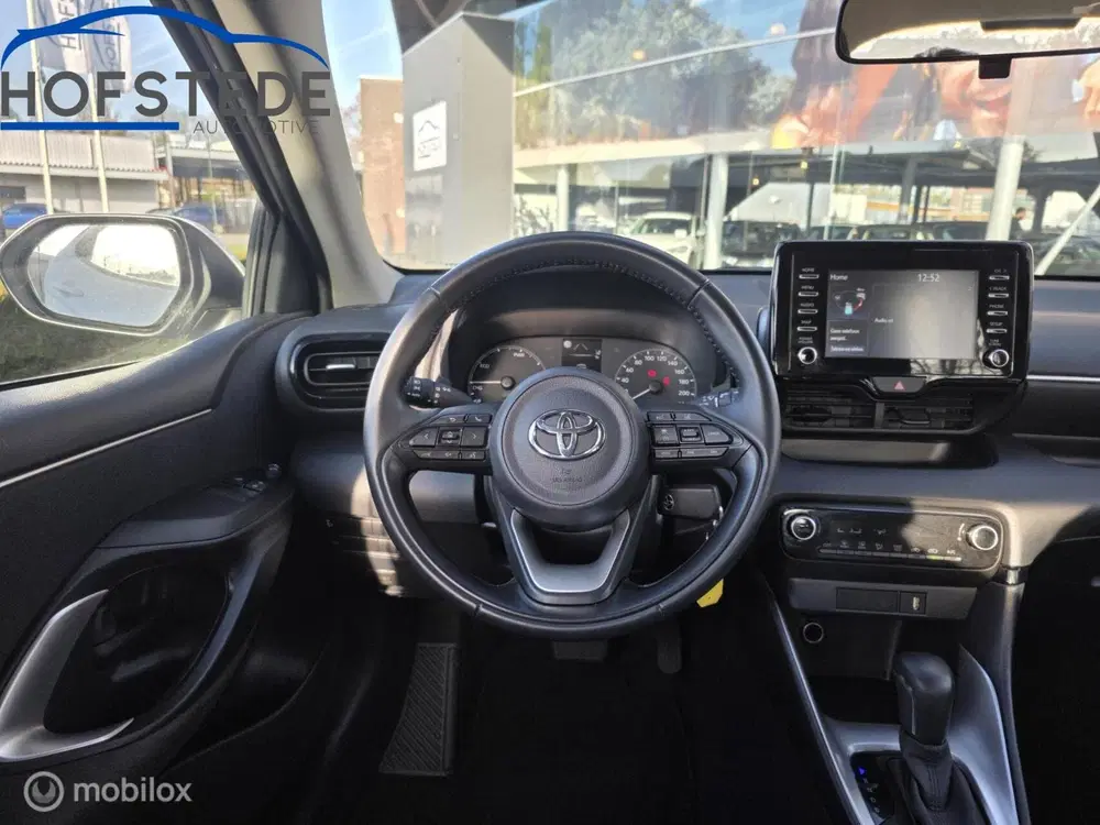 Toyota Yaris 1.5 Hybrid Active uit 2023, foto 9