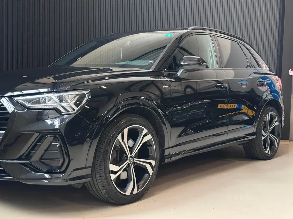 Audi Q3 40 TFSI quattro 3X S-LINE uit 2020, foto 3
