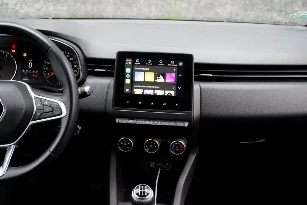 Renault Clio 1.0 TCE 100PK uit 2020, foto 13